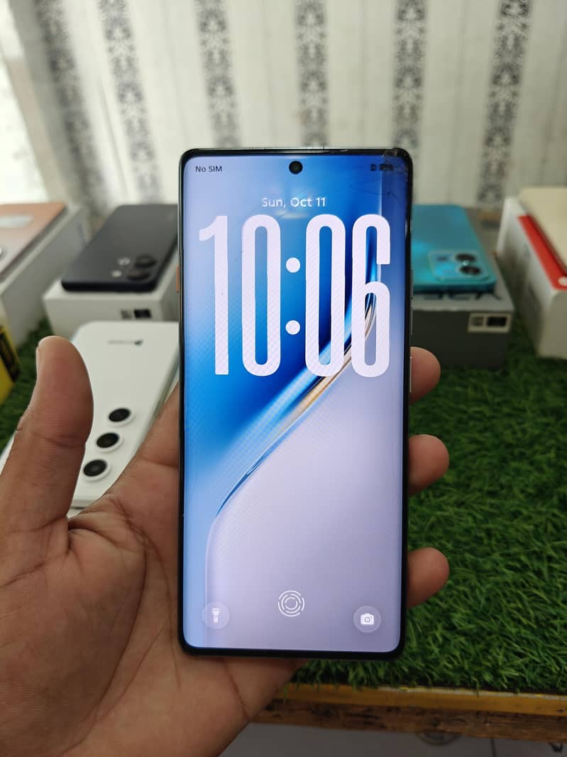 Tecno CAMON 40 Pro 2