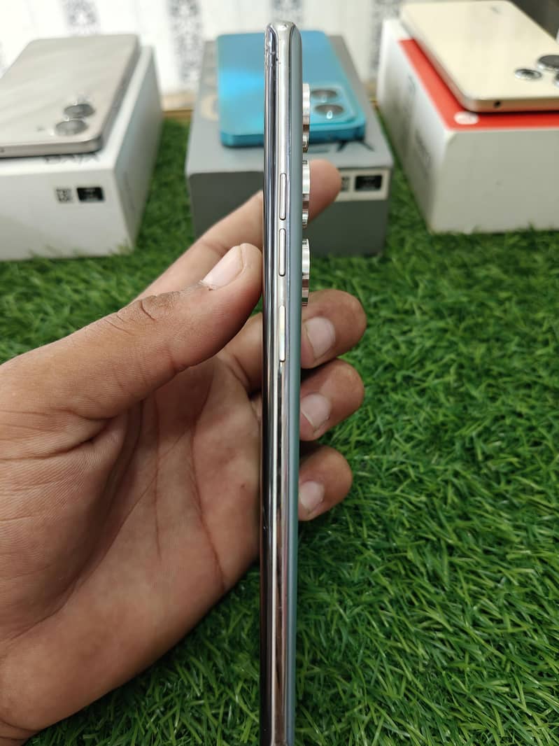 Tecno CAMON 40 Pro 4
