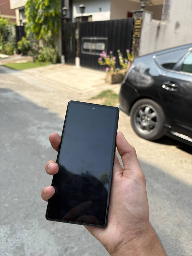 Google Pixel 6 4