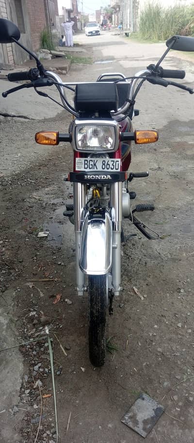 bike bilkul saf hai 9 mAh howy hai leye