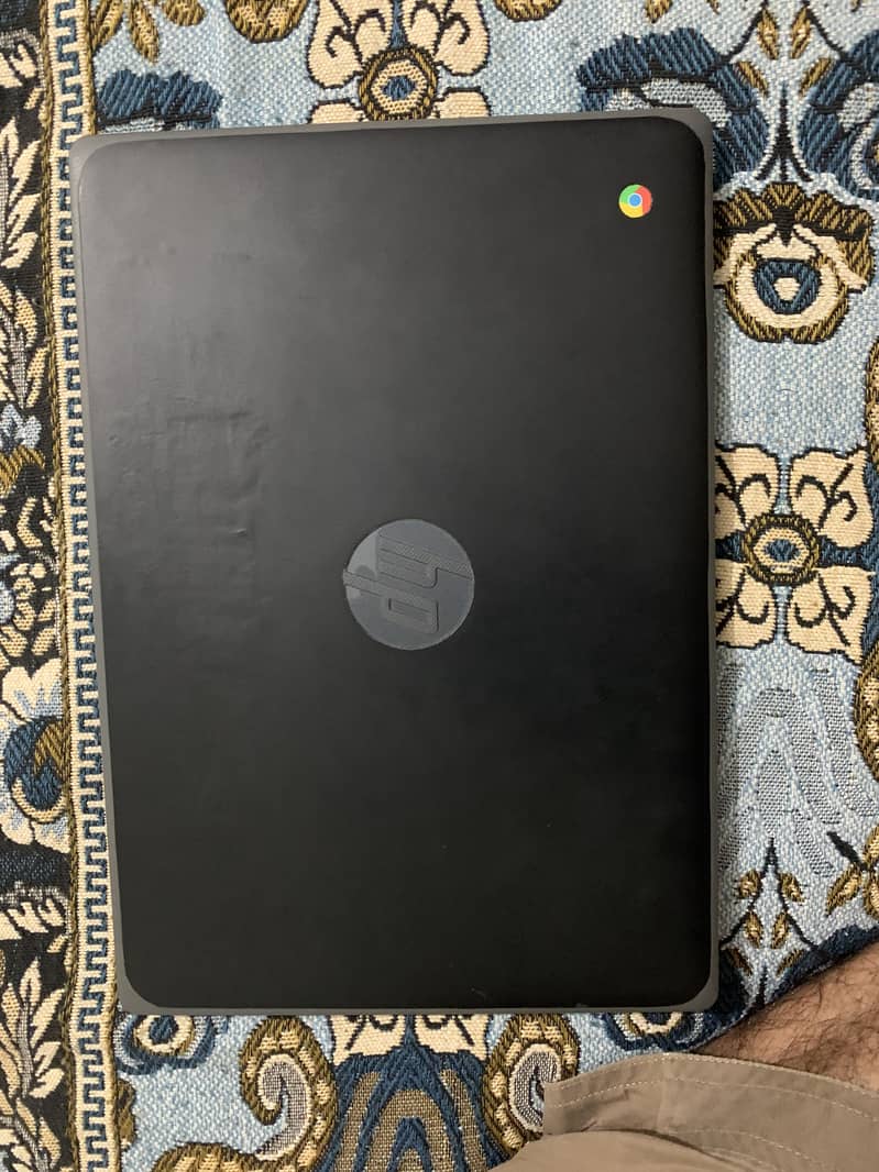 HP chrome book 0