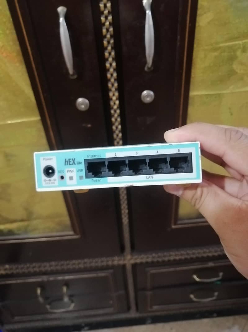 Mikrotik switch available 1