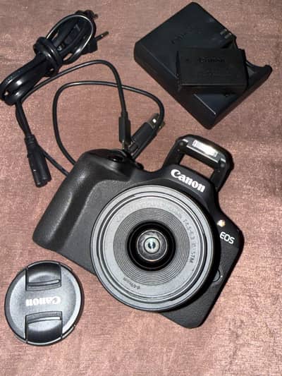 CANON EOS R100
