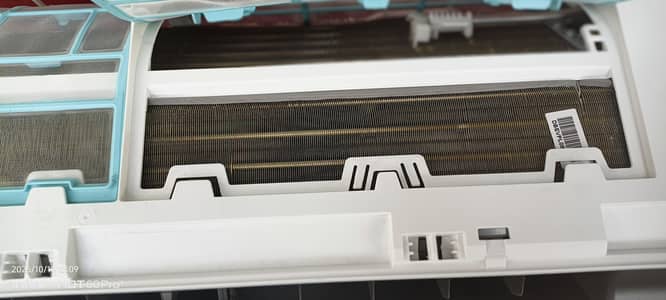 Dawlance 1 ton Ac inverter with warranty card