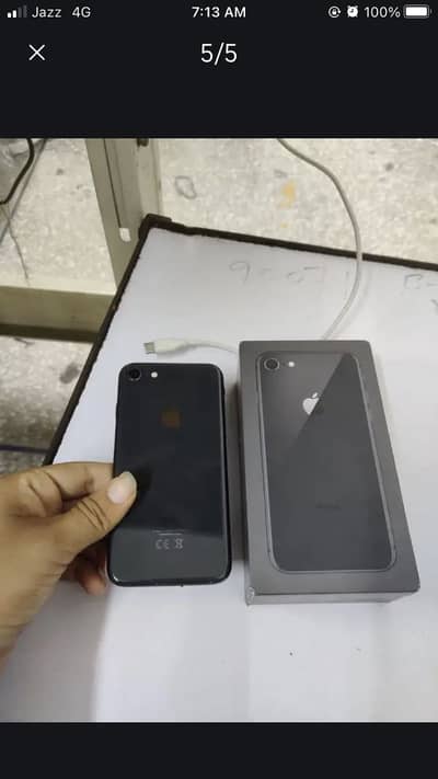 Apple iPhone 8 with box