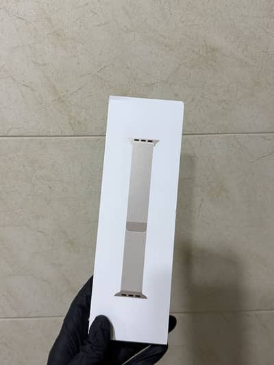 Apple watch golden stainless steel milanese loop