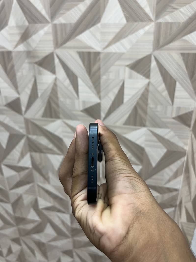 Apple iPhone 14 1