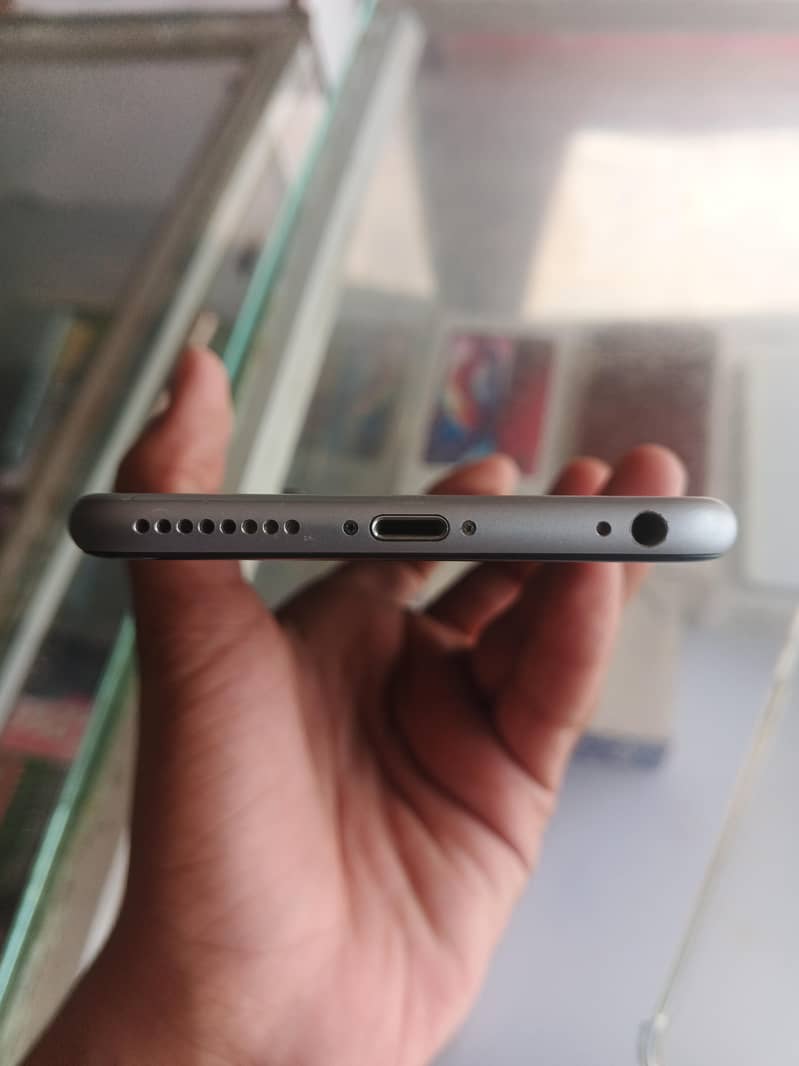 Apple iPhone 6S Plus 3