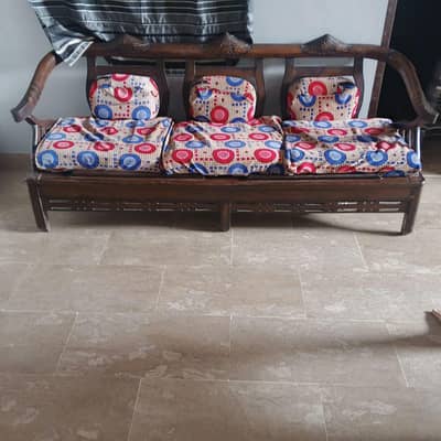 Classic Solid Wood 5-Seater Sofa with cushions