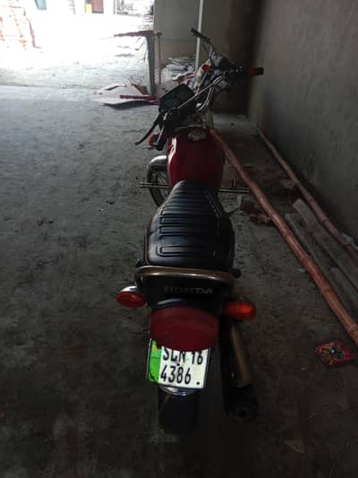 125 cc motor cycle