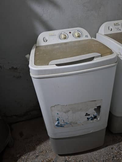 GFC Washing Machine and Dryer (Separate)