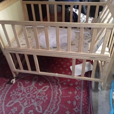 baby cot