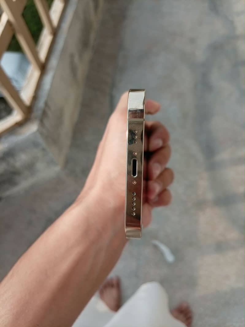 Apple iPhone 13 Pro 7