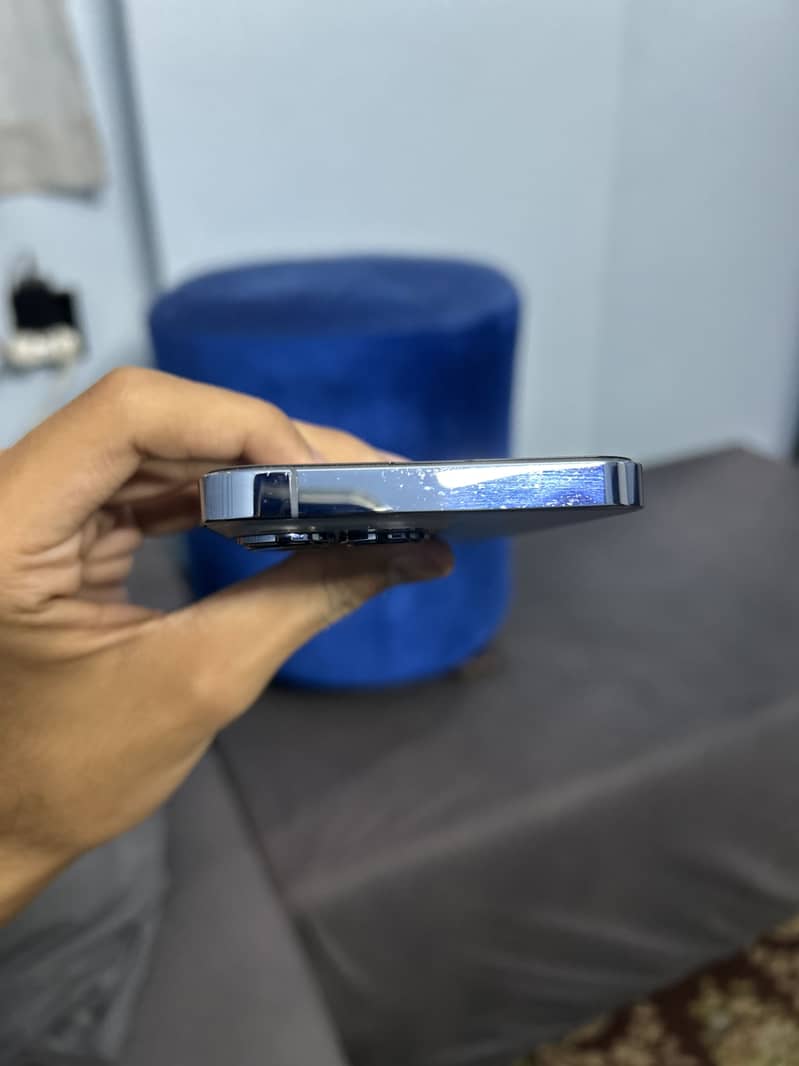 Apple iPhone 13 Pro 3