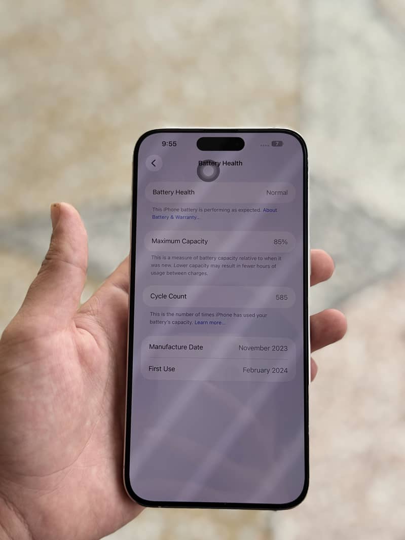 Apple iPhone 15 Pro Max 4