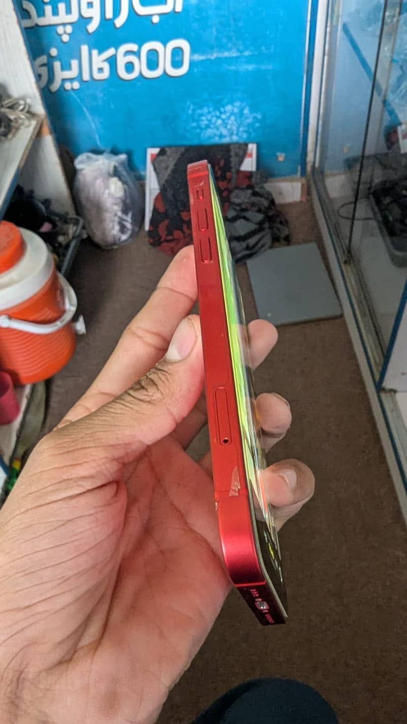 Apple iPhone 12 2