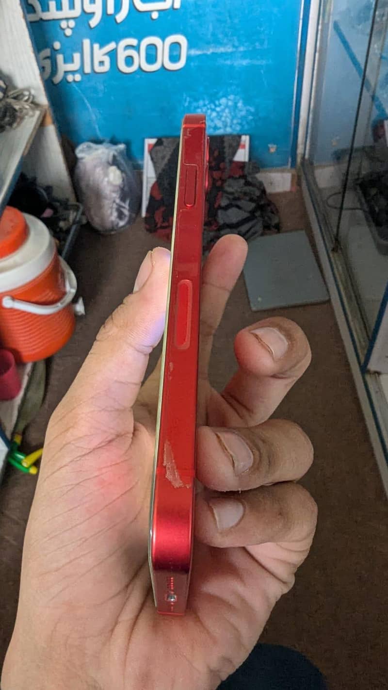 Apple iPhone 12 3