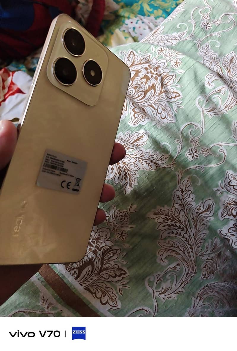 Realme C61 4
