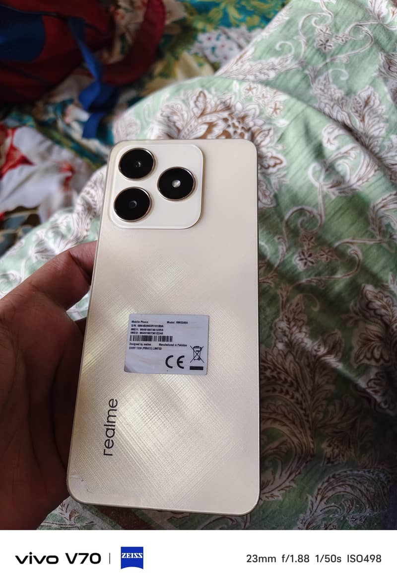 Realme C61 5