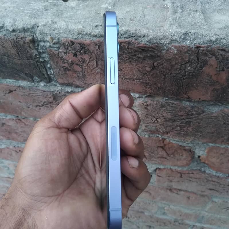Apple iPhone 12 5