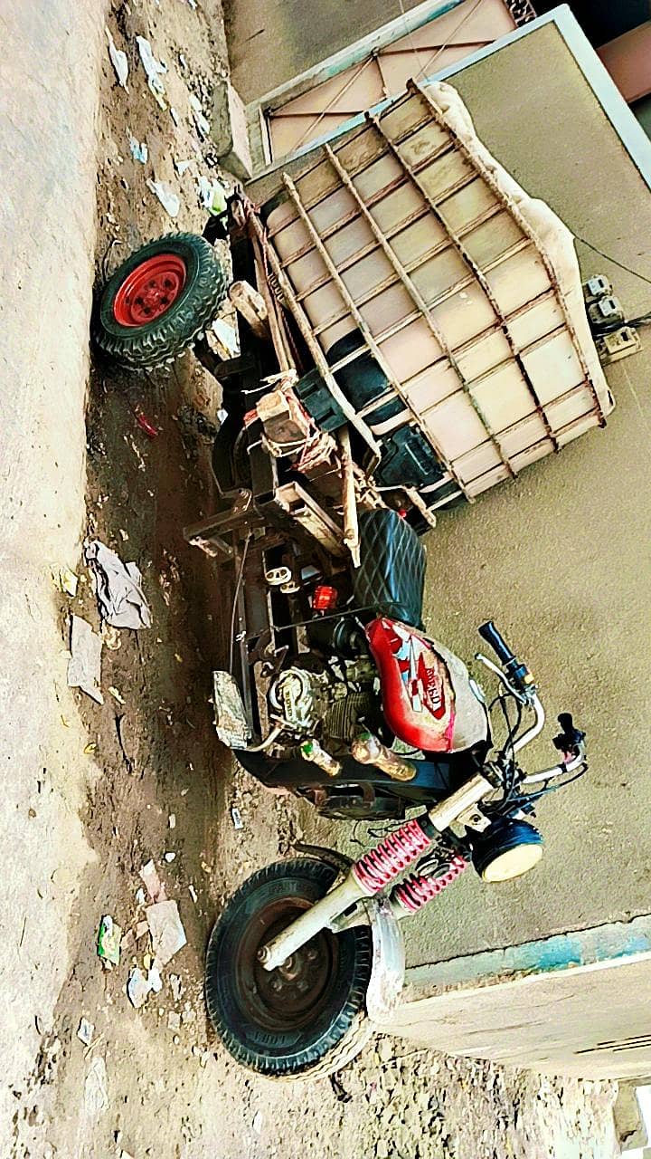 Loder rickshaw 0