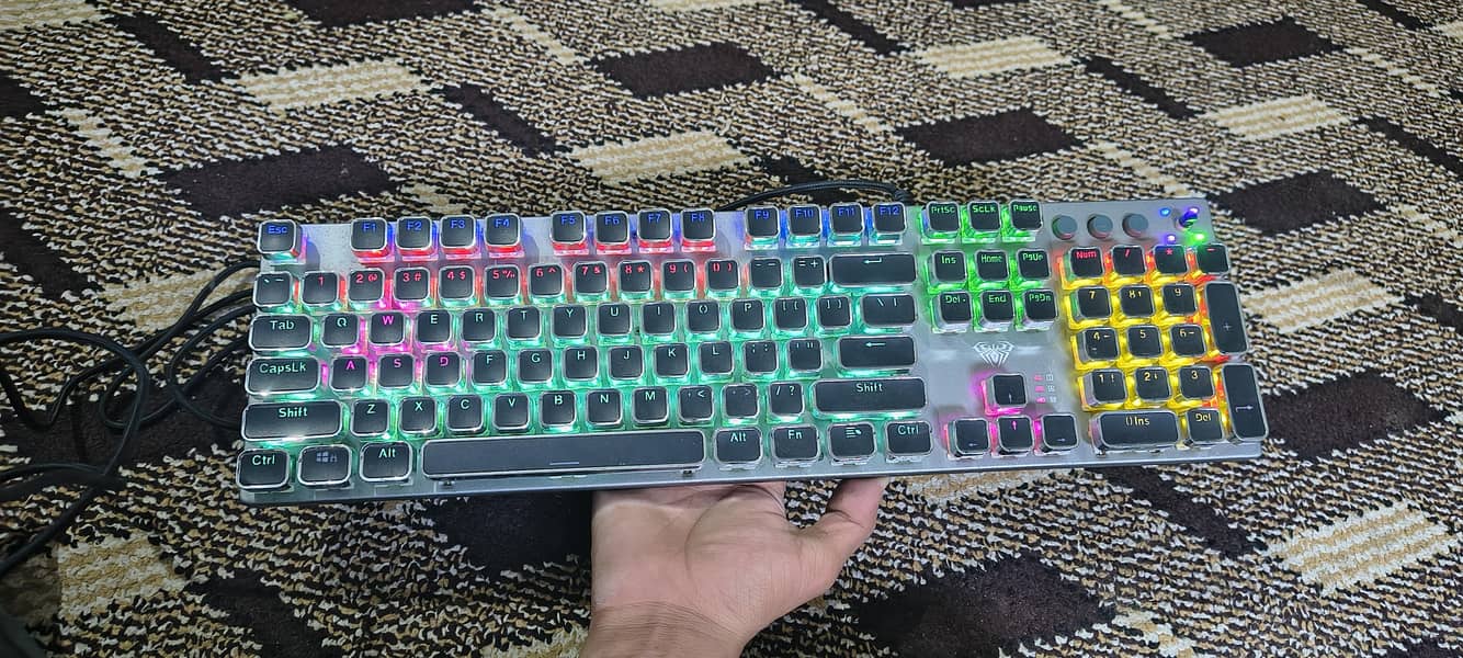 gaming keyboard 1