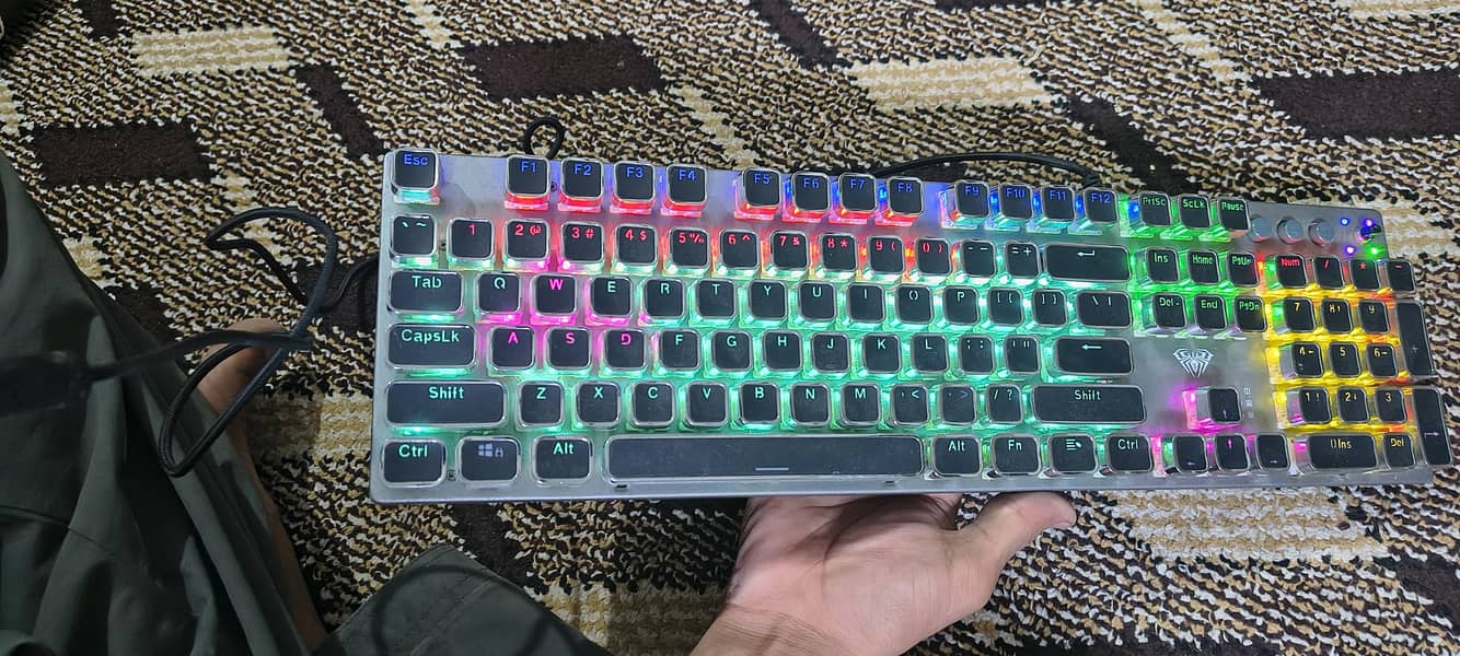 gaming keyboard 2