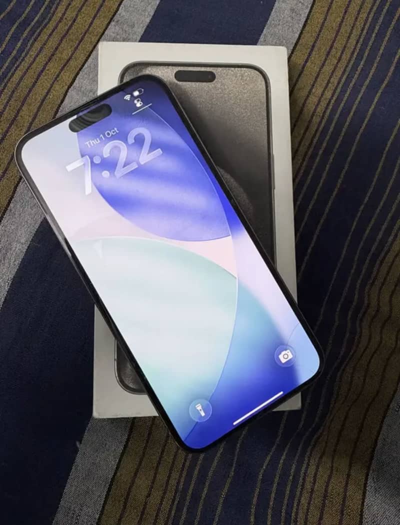 Apple iPhone 15 Pro Max 1