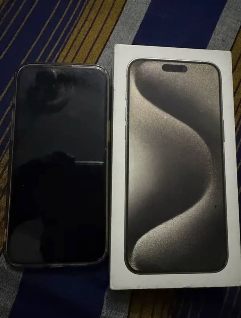 Apple iPhone 15 Pro Max 3