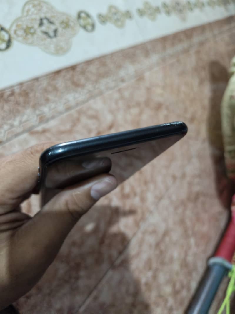 Apple iPhone 7 Plus 2