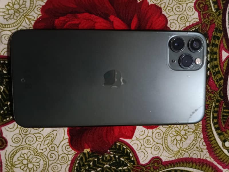 Apple iPhone 11 Pro Max 1