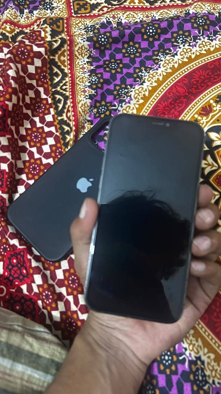 Apple iPhone 12 Pro 1
