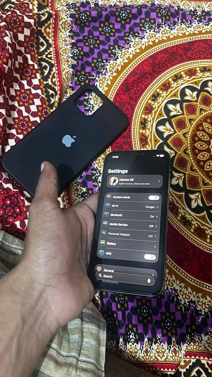 Apple iPhone 12 Pro 2