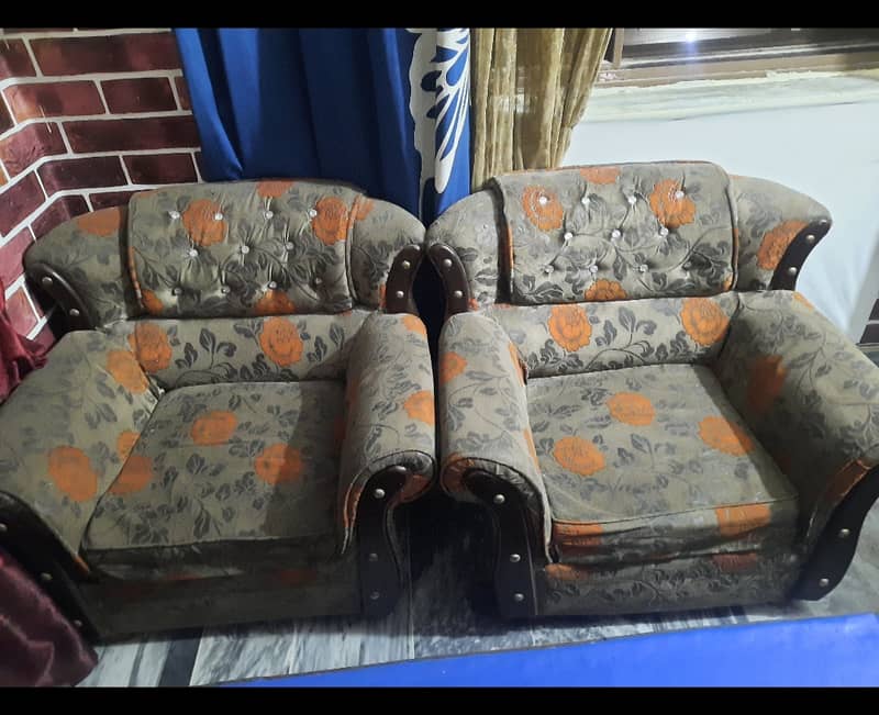 5 seater sofa 0