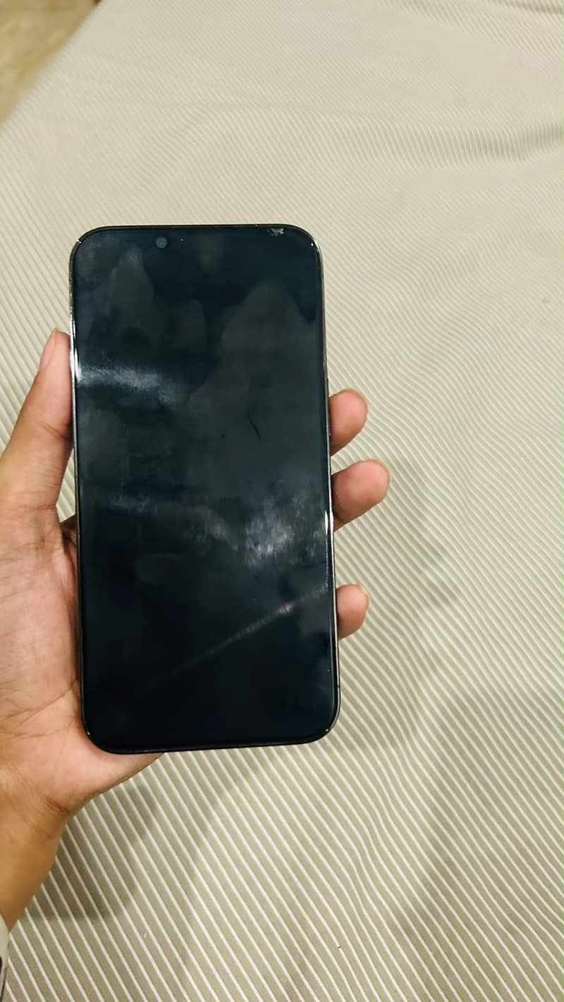 Apple iPhone 13 Pro 2