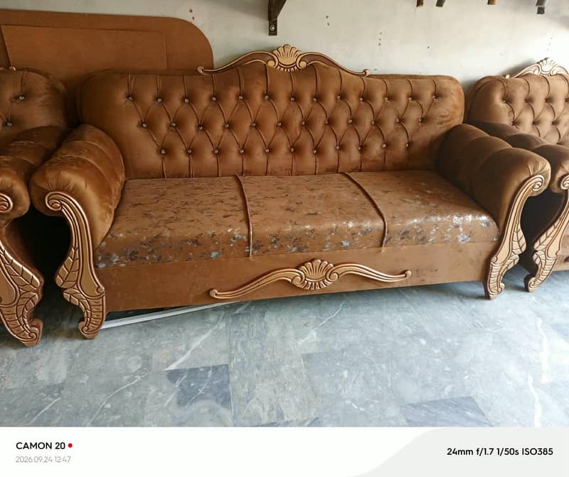 Master Sofa center 3