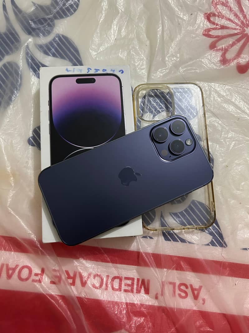 Apple iPhone 14 Pro Max 1