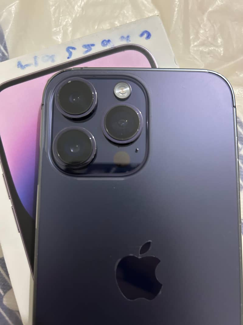 Apple iPhone 14 Pro Max 6
