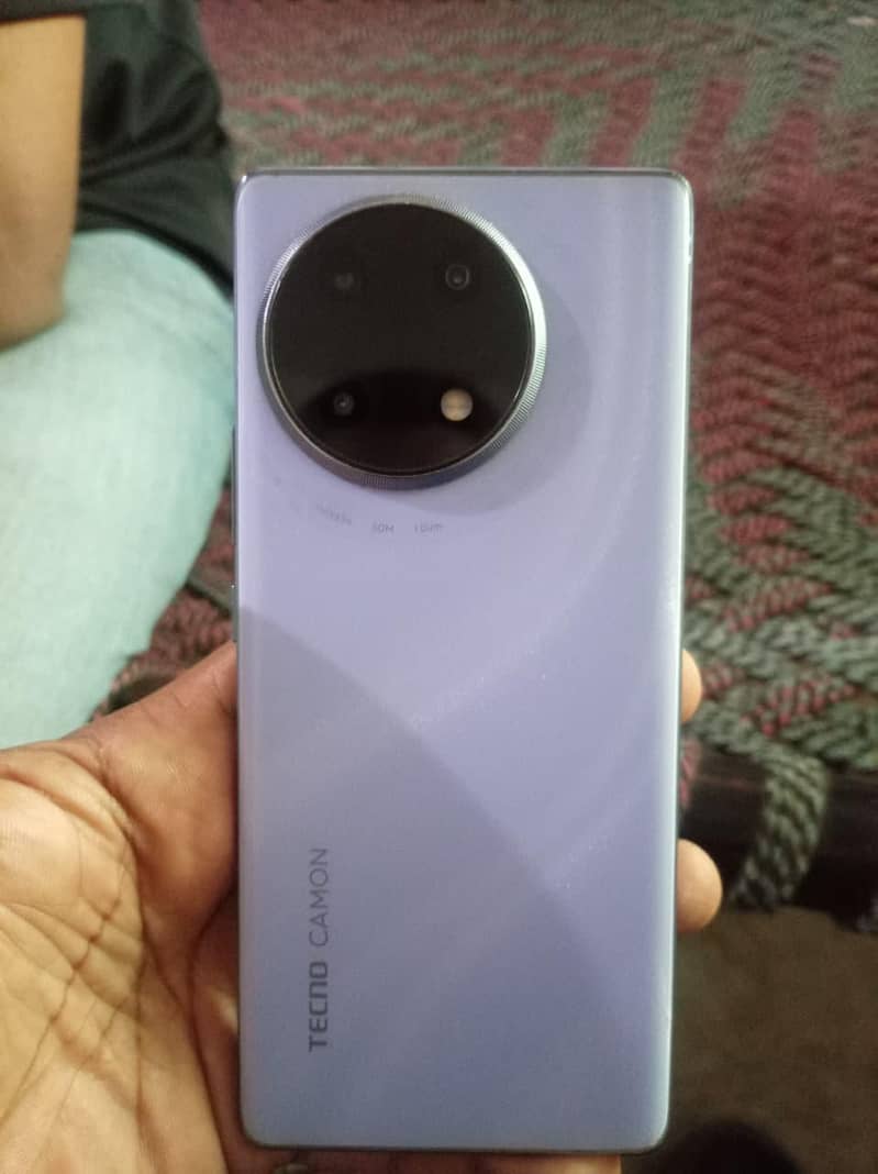 Tecno CAMON 30S 1