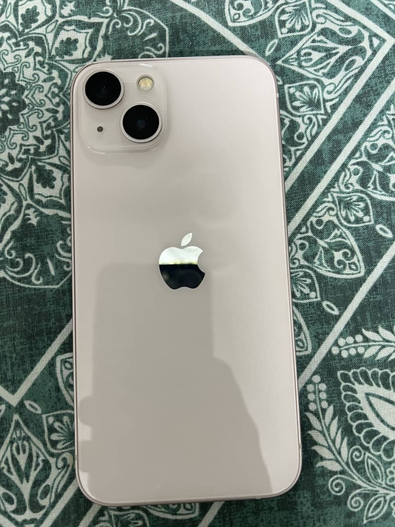 Apple iPhone 13 0