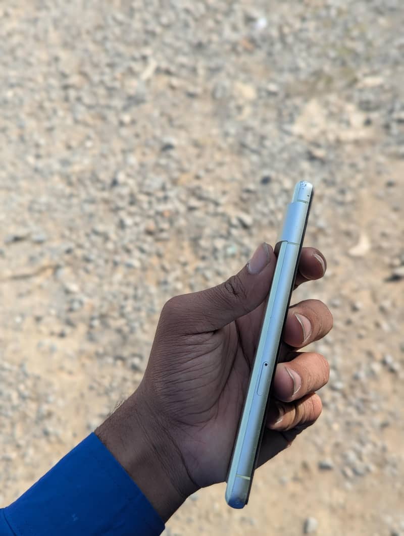 Google Pixel 7 5
