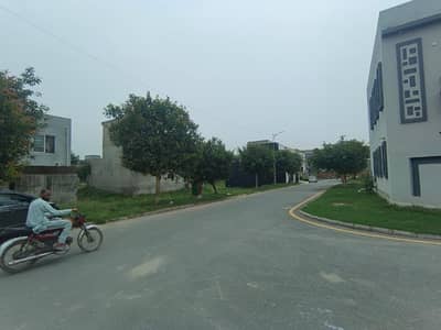 10 Marla Possession Plot Block B Hot Location For Sale In New Lahore City  Phase 4 All Dues Cleared