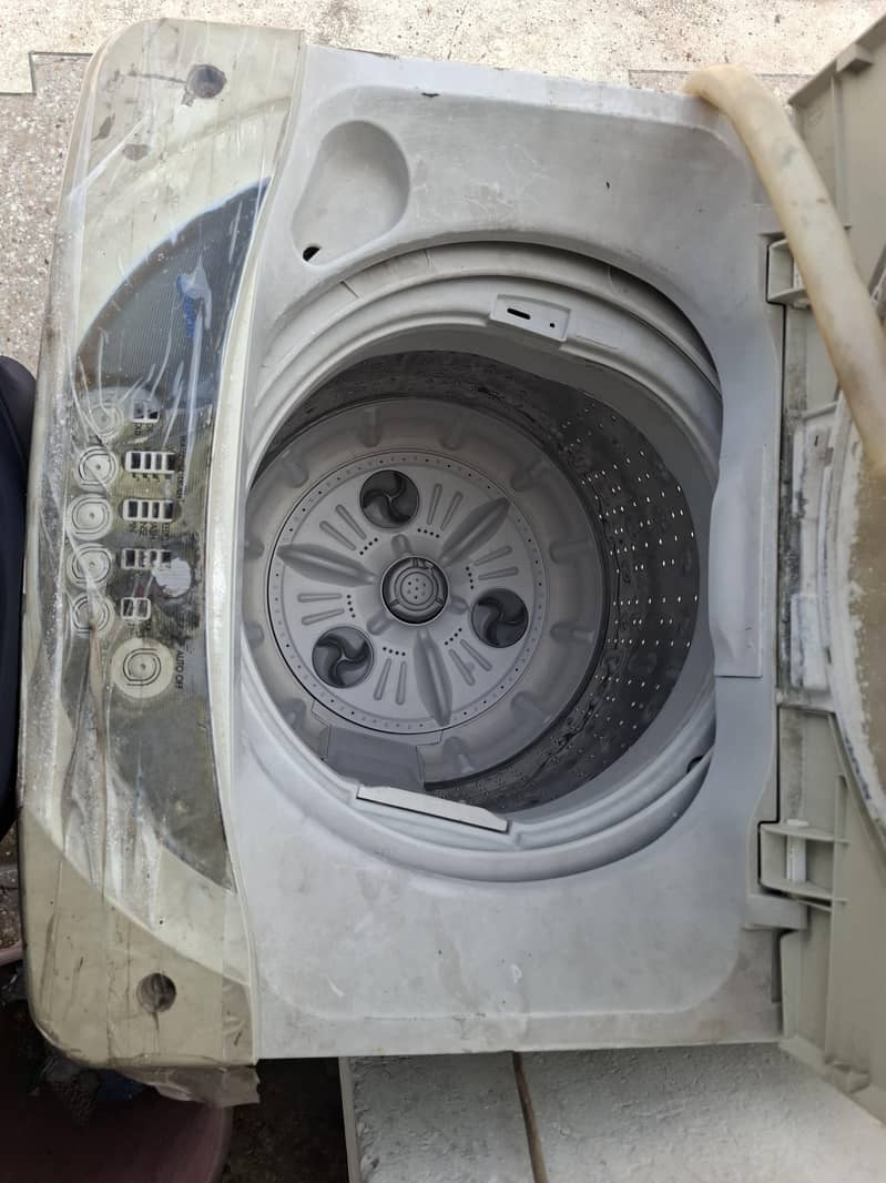 LG automatic washing machine 1