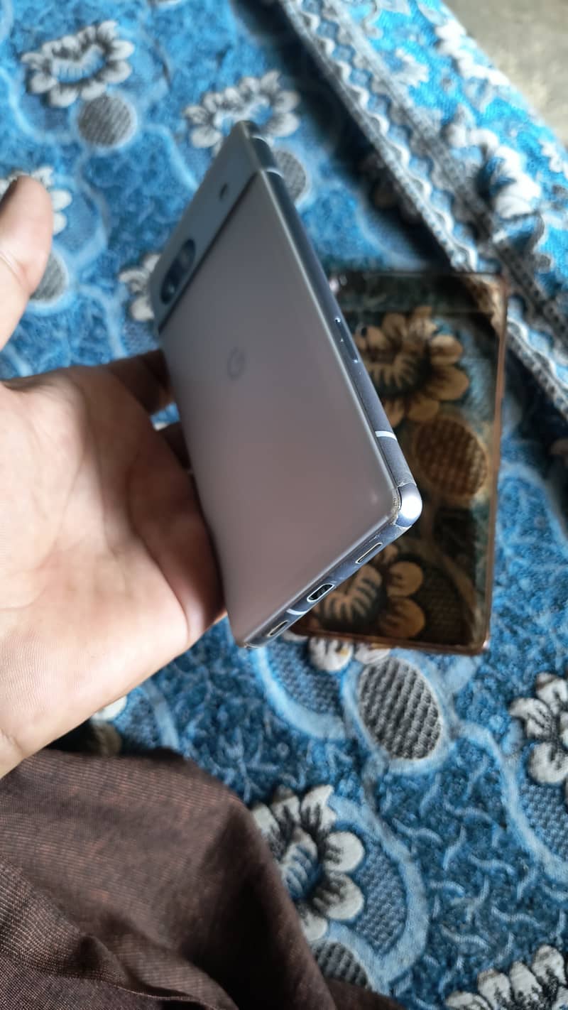 Google Pixel 7a 0