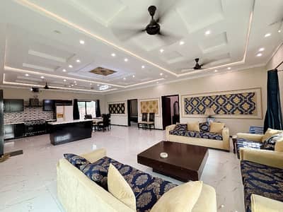 Farm House With Swimming Pool For Rent Per Day Rs12000/