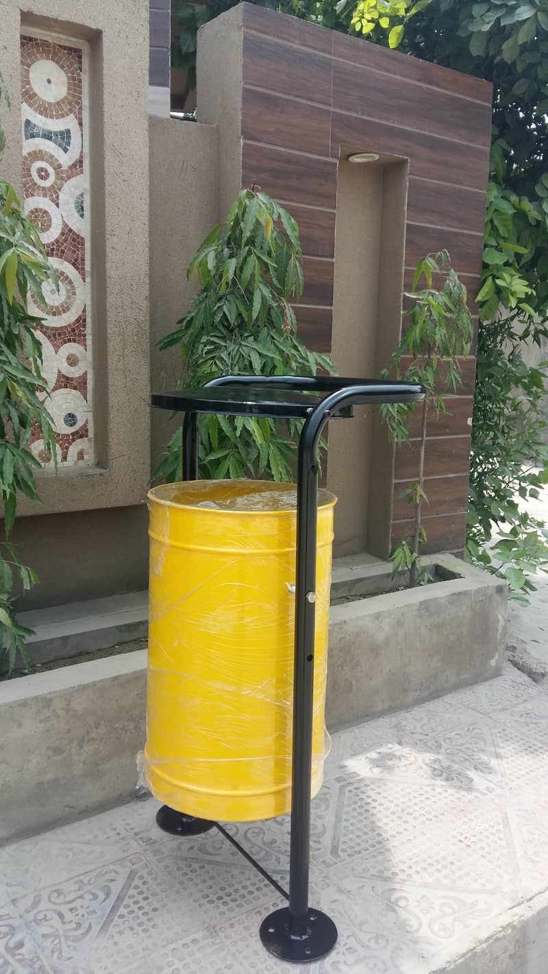 Dustbin 3