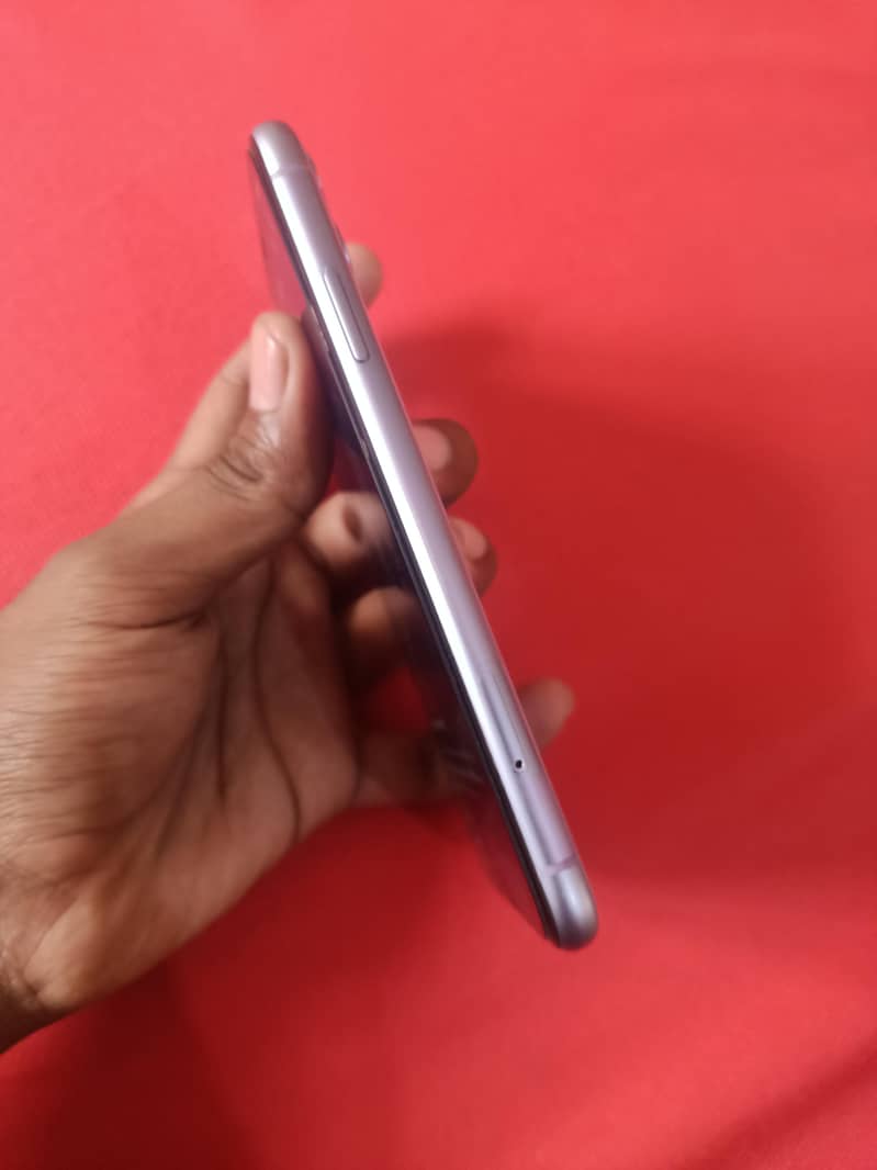 Apple iPhone 11 2