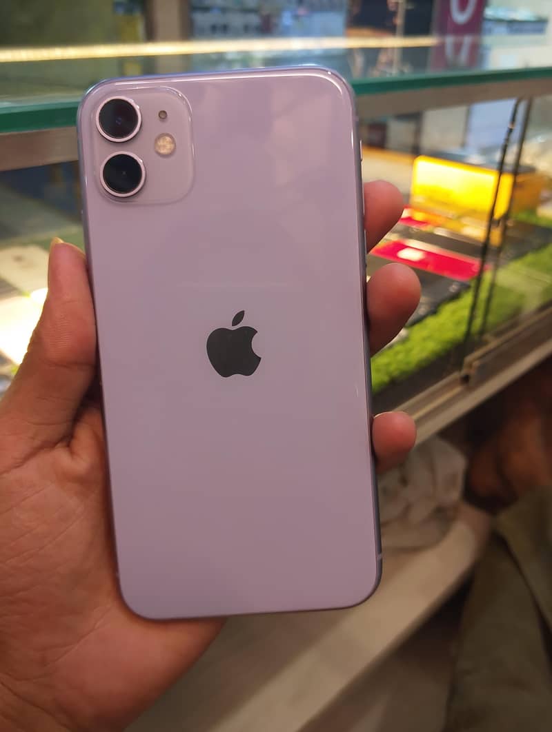 Apple iPhone 11 0