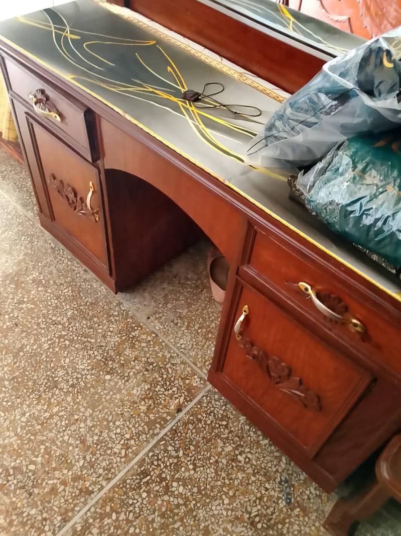 Wooden Bed | Sofa Set | Almari Dressing | Dining Table 4
