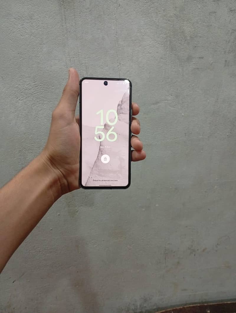 Google Pixel 8 7